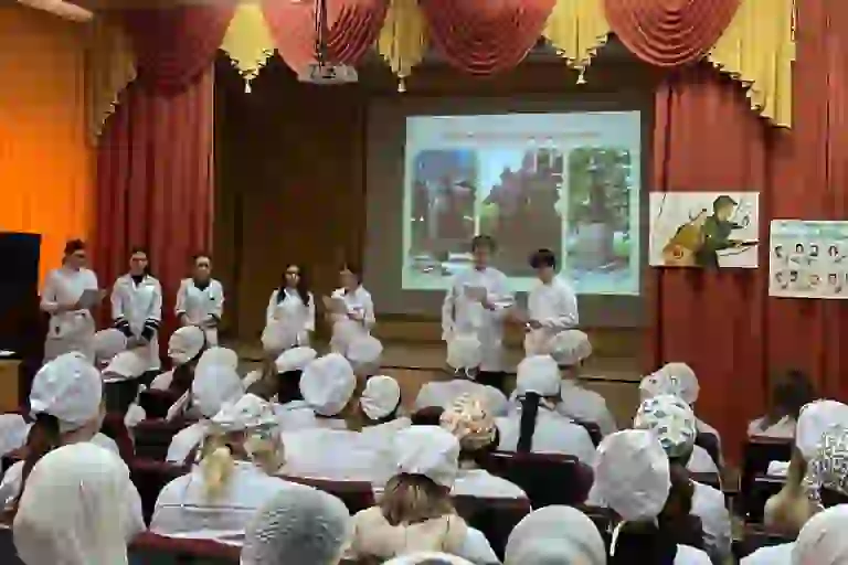 Патриотические мероприятия, посвящённые 80-летию Победы, прошли в Московском областном медицинском колледже