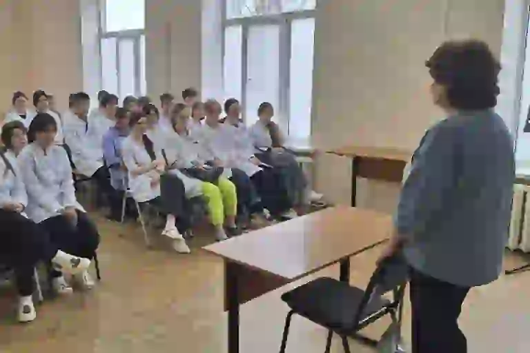 Встреча студентов с врачом-психиатром и наркологом: профилактика зависимостей