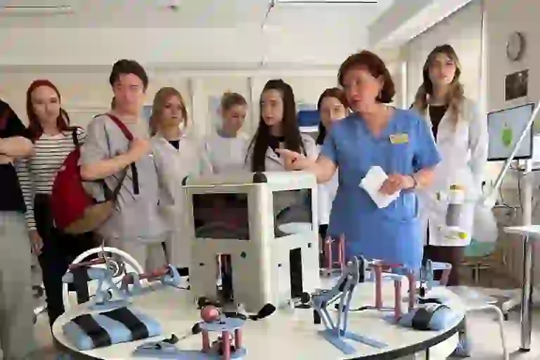 Студенты Мытищинского филиала познакомились с перспективами трудоустройства в НИКИ детства