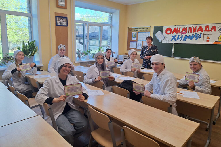 Учебно-познавательное мероприятие «Олимпиада по химии» в Наро-Фоминском филиале Московского областного медицинского колледжа