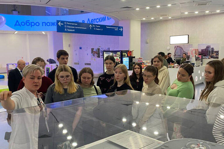 Студенты Московского областного медицинского колледжа вышли на базы практики