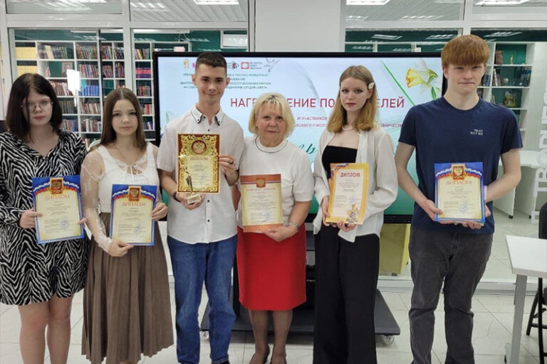 Студенты Московского областного медицинского колледжа — среди победителей конкурса «Литературная весна – 2025»