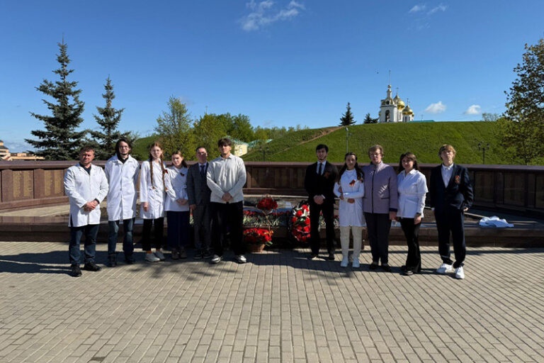 Студенты и педагоги почтили память героев Великой Отечественной войны