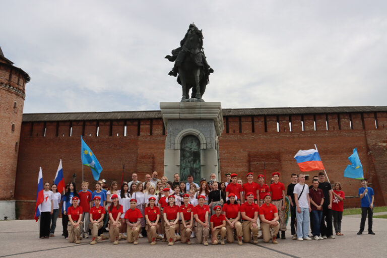 Студенты Коломенского филиала почтили память Дмитрия Донского