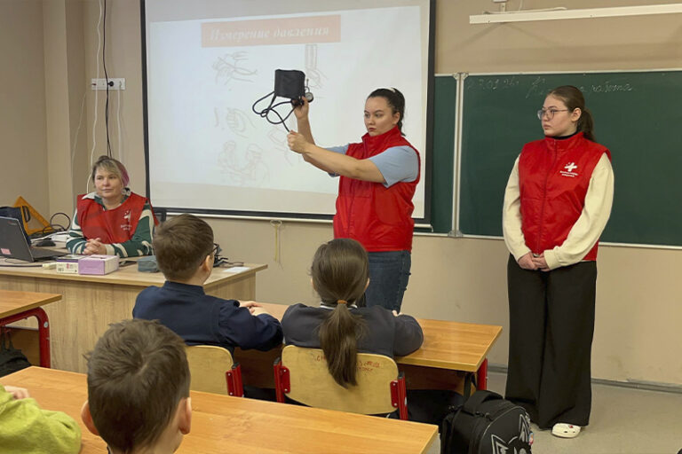 Профилактическая акция волонтёров-медиков в Наро-Фоминске