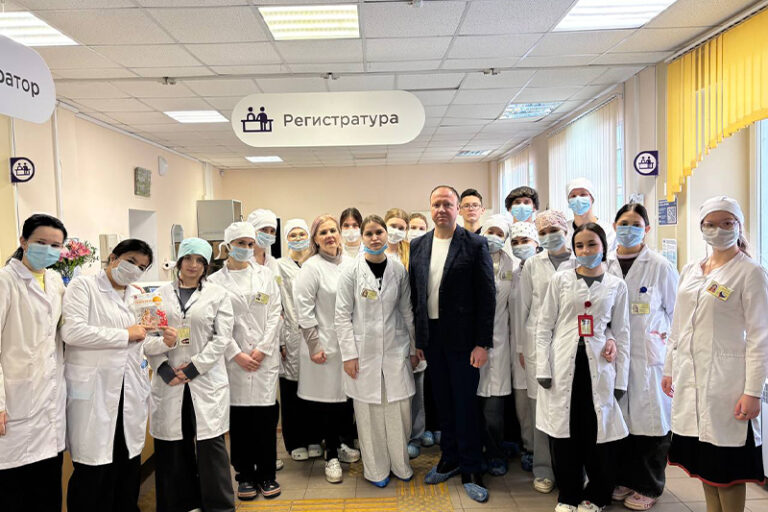 Студенты Орехово-Зуевского филиала посетили медицинское учреждение в рамках профориентационной экскурсии