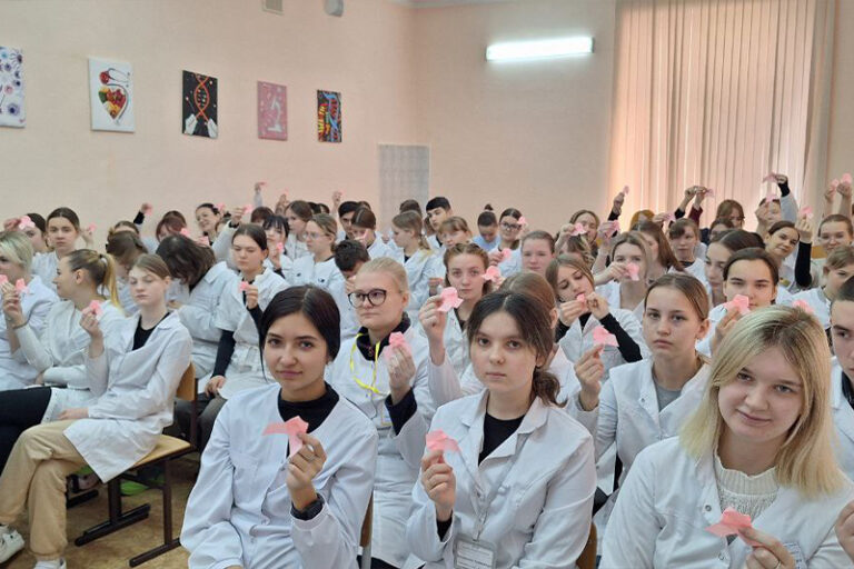 В Московском областном медицинском колледже прошли мероприятия ко Всемирному дню борьбы против рака