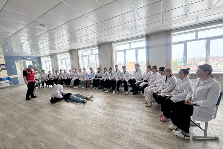 Практическое обучение первой доврачебной помощи