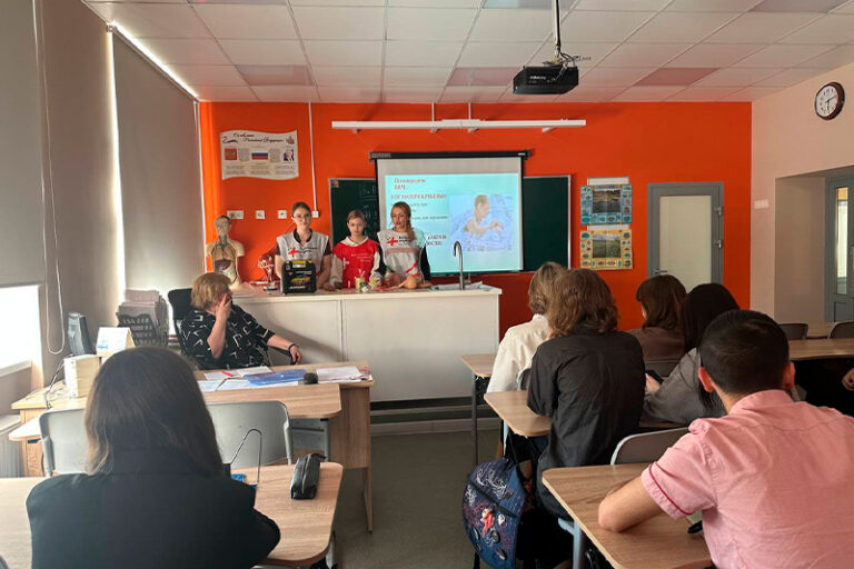 Волонтеры Ногинского филиала провели профилактическое мероприятие для школьников