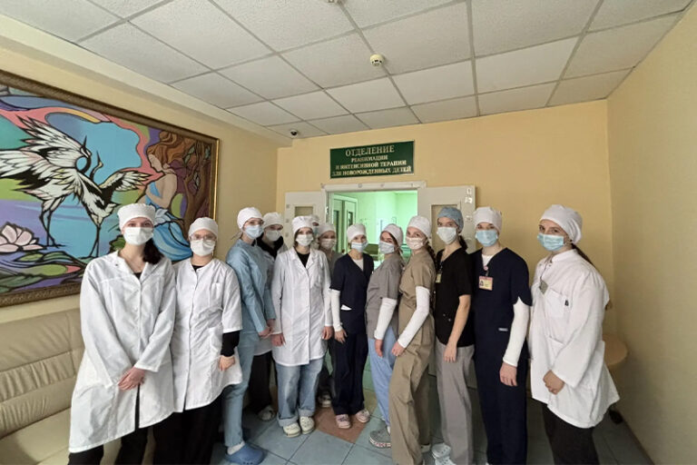 Выездная экскурсия студентов в Московский областной перинатальный центр