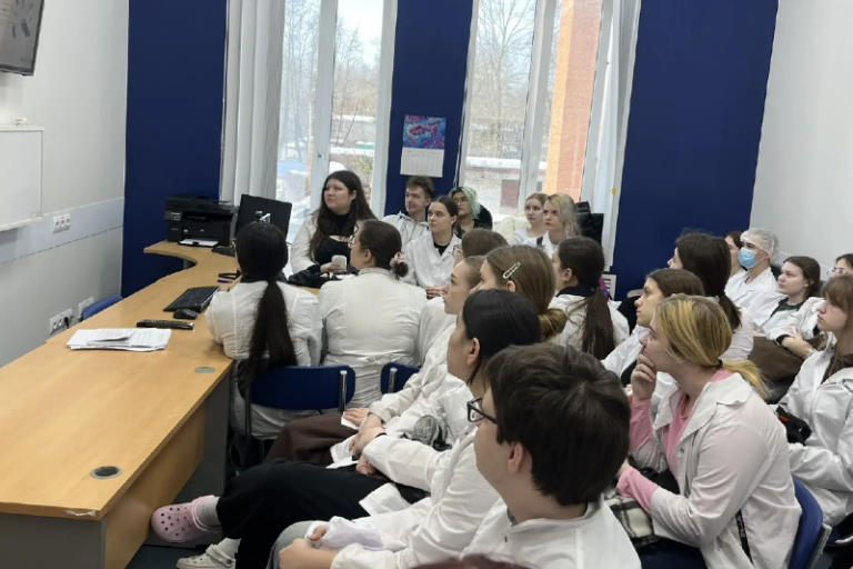 Выездная экскурсия студентов в Московский областной клинический противотуберкулезный диспансер