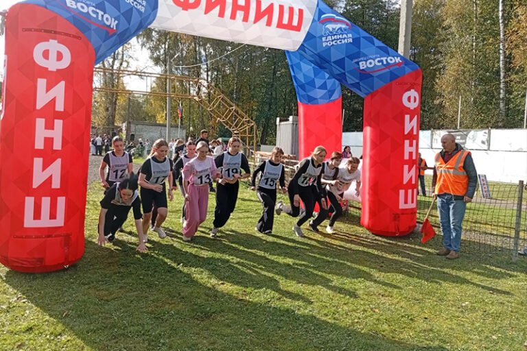 Студентки Орехово-Зуевского филиала стали призёрами осеннего легкоатлетического кросса
